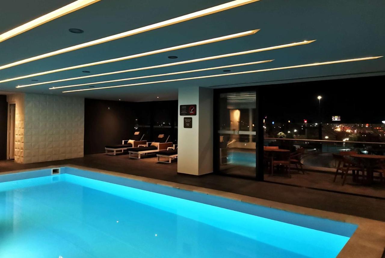 Ramada Encore By Wyndham Guadalajara Aeropuerto Las Pintas Kültér fotó