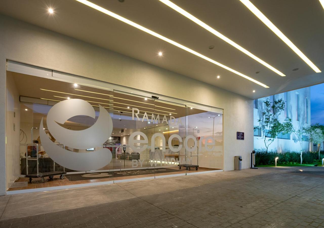 Ramada Encore By Wyndham Guadalajara Aeropuerto Las Pintas Kültér fotó