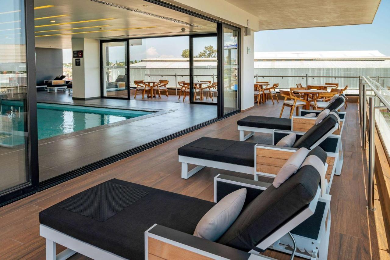 Ramada Encore By Wyndham Guadalajara Aeropuerto Las Pintas Kültér fotó