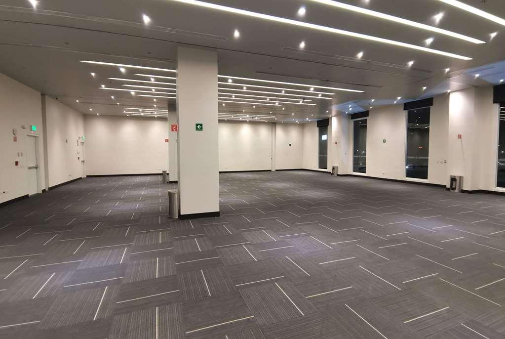 Ramada Encore By Wyndham Guadalajara Aeropuerto Las Pintas Létesítmények fotó